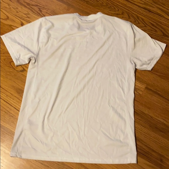 Excellent condition white Nike tee shirt - Picture 2 of 3
